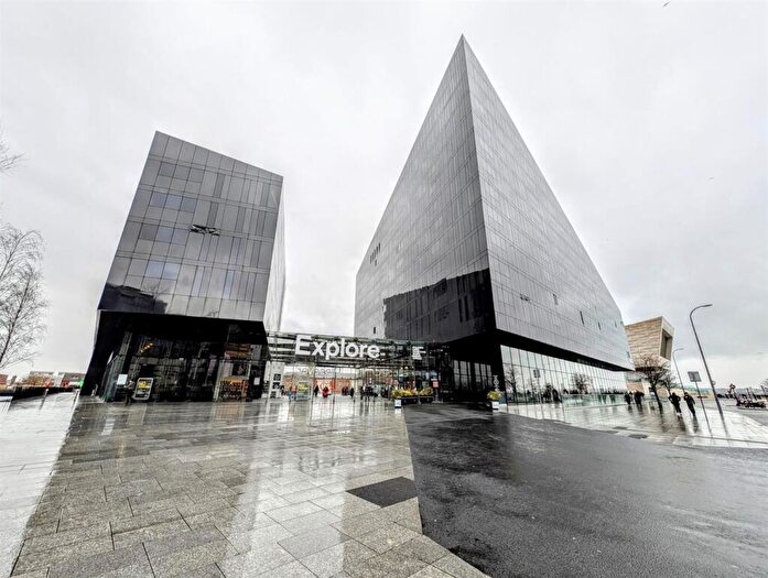 1 Bedroom Apartment To Rent In Mann Island, Liverpool, L3
