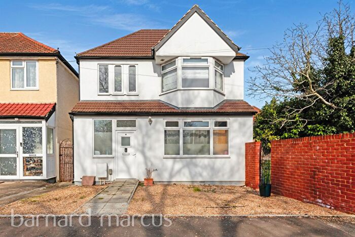 2 Bedroom Property To Rent In Erskine Road, Sutton, SM1