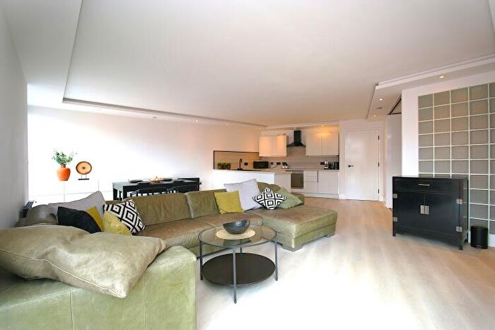 2 Bedroom Apartment For Sale In Vicus, Liverpool Road Manchester, M3