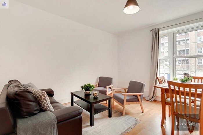 4 Bedroom Apartment To Rent In Bowling Green Street, London, SE11