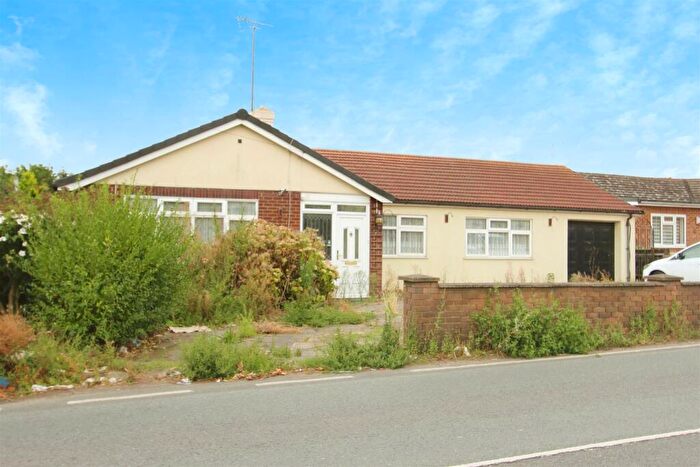3 Bedroom Bungalow For Sale In Keycol Hill, Bobbing, Sittingbourne, ME9