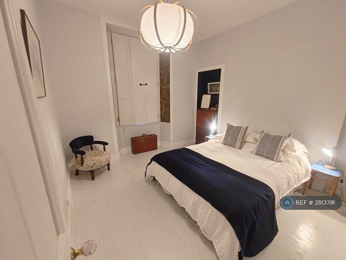 1 Bedroom Flat To Rent In Spittal St, Edinburgh, EH3