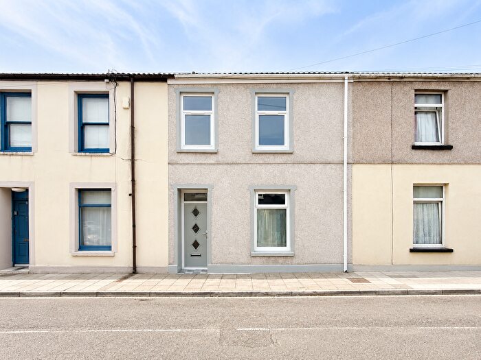 3 Bedroom Terraced House For Sale In Pembroke Street, Aberdare, Rhondda Cynon Taf, CF44
