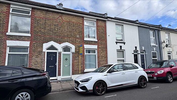 3 Bedroom Terraced House To Rent In Collingwood Road, Southsea, PO5