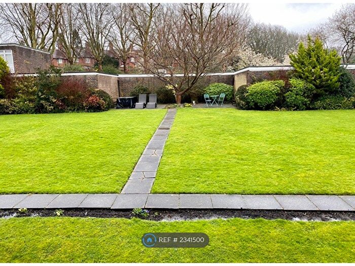 2 Bedroom Flat To Rent In Herons Lea, London, N6