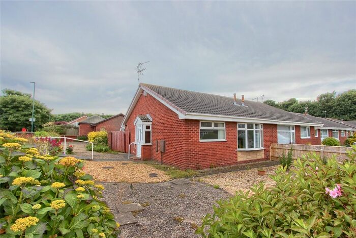2 Bedroom Bungalow For Sale In Mapleton Crescent, Redcar, TS10