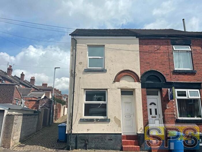 3 Bedroom End Of Terrace House For Sale In Bowden Street, Stoke-On-Trent, ST6