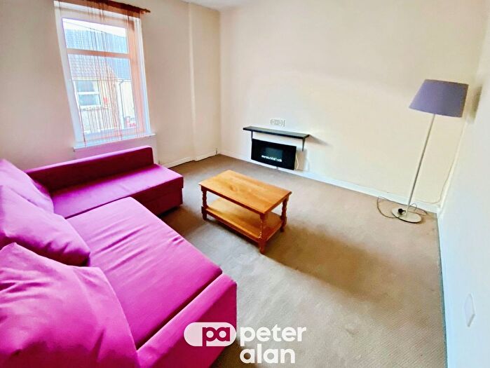 1 Bedroom Flat To Rent In Margaret Street, Abercynon, Mountain Ash, CF45