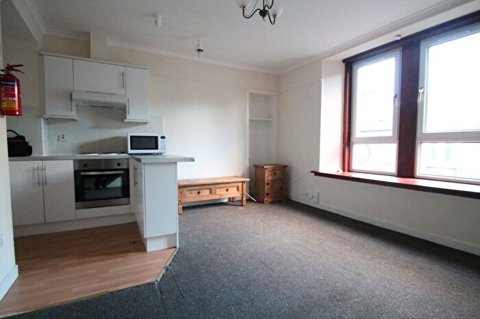 4 Bedroom Flat To Rent In Balmore Street, Dundee, DD4