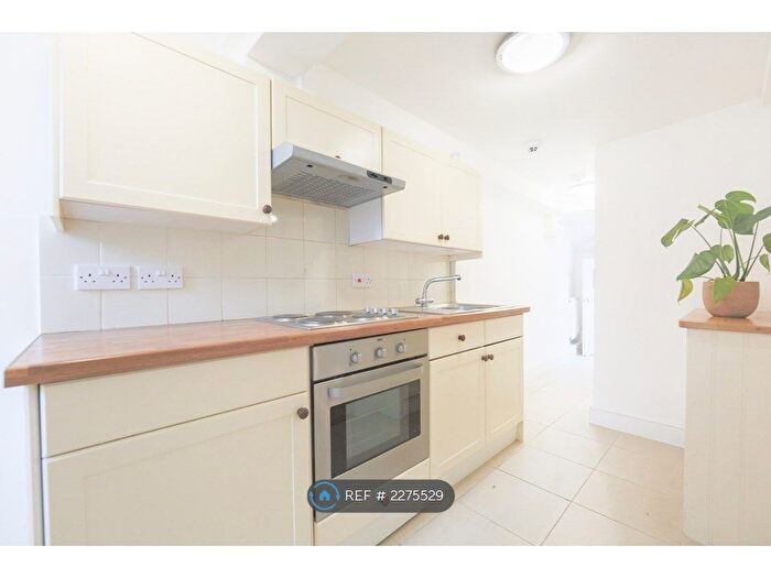 1 Bedroom Flat To Rent In Arlington Road, London, NW1