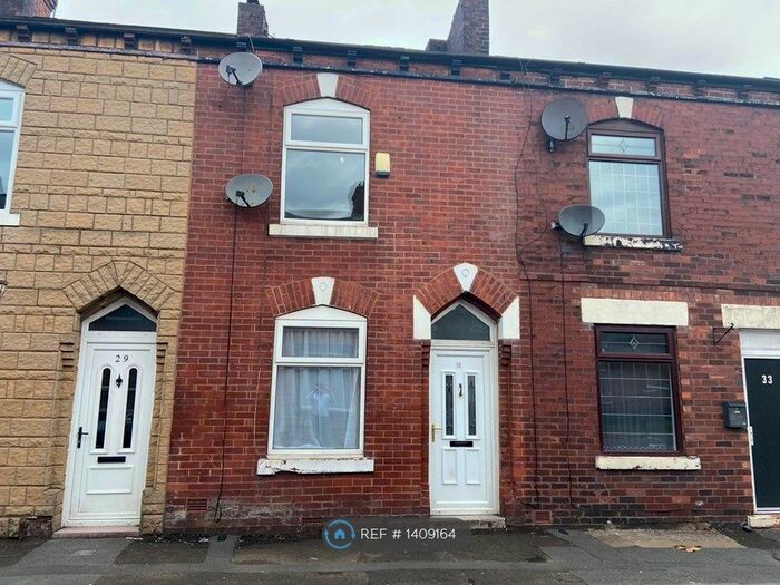 2 Bedroom Terraced House To Rent In Wesley Street, Failsworth, Manchester, M35