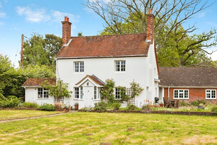 5 Bedroom Detached House For Sale In Violet Lane, Baughurst, Tadley, Hampshire, RG26