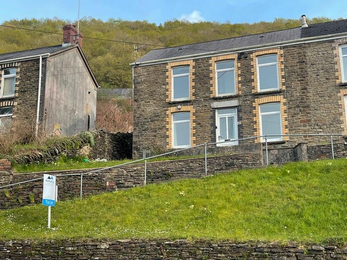 3 Bedroom Semi-Detached House To Rent In Graig Road, Alltwen, Pontardawe, Swansea, SA8