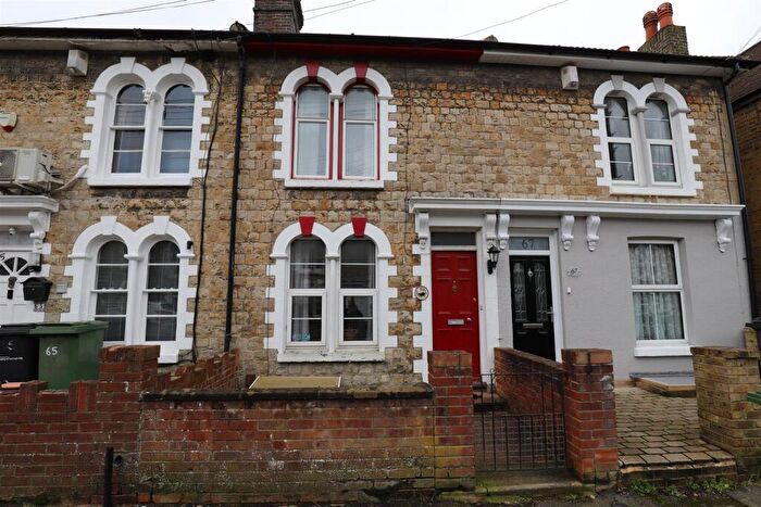 2 Bedroom Terraced House For Sale In Waterlow Road, Maidstone, ME14