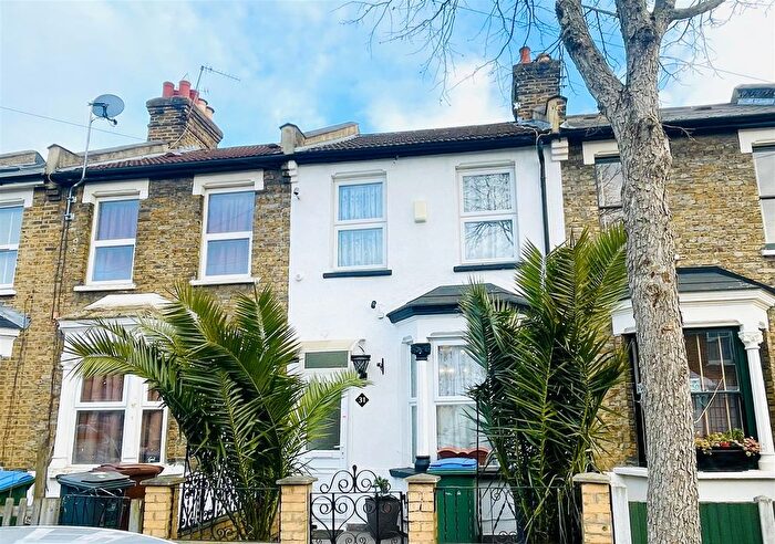 2 Bedroom Property To Rent In Thorpe Road, London, E7
