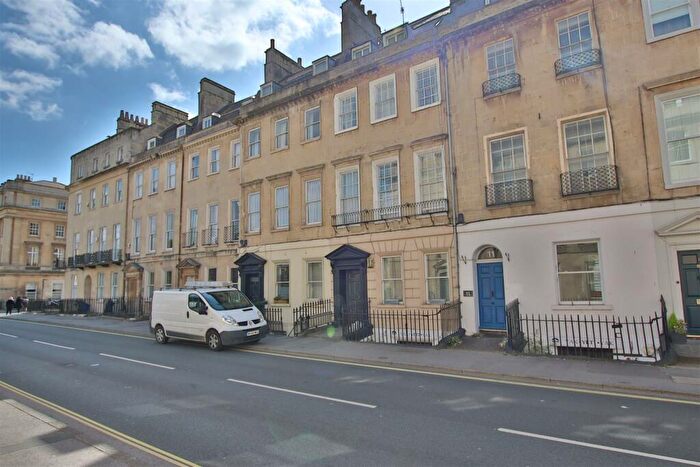 Flat To Rent In Pierrepont Street, Bath, BA1