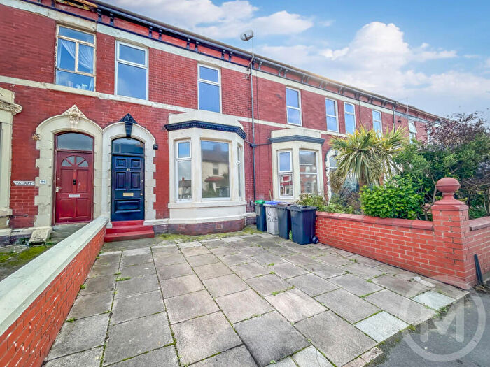 5 Bedroom Terraced House For Sale In Carshalton Road, North Shore, Blackpool, FY1