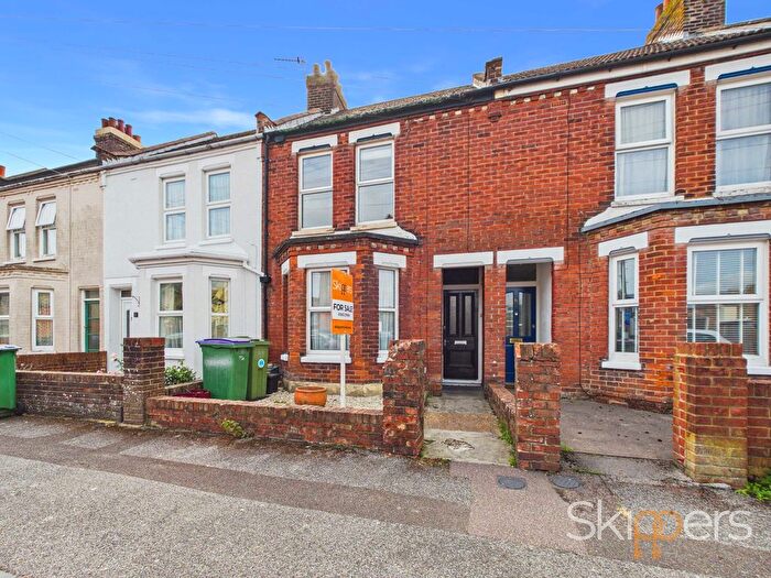 3 Bedroom Terraced House For Sale In Dunnett Road, Folkestone, CT19