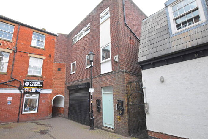 1 Bedroom Apartment To Rent In Windsor Court, Rugby, CV21