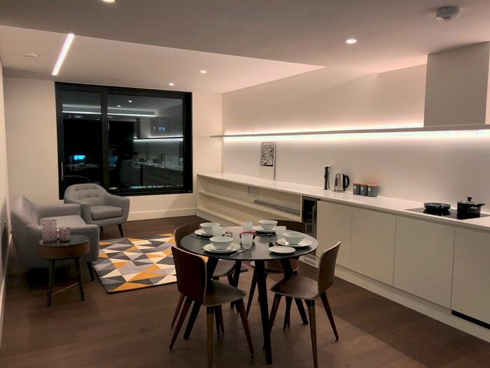 1 Bedroom Flat To Rent In Rathbone Place, London, W1T