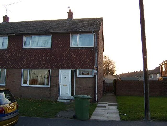 3 Bedroom Semi-Detached House To Rent In Sycamore Avenue, Knottingley, WF11
