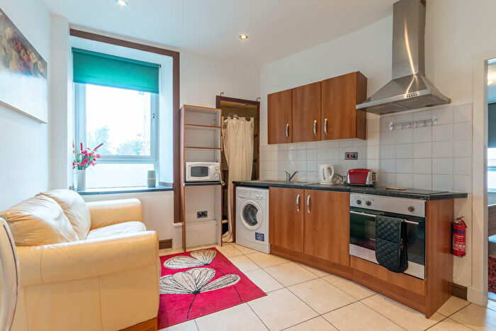 1 Bedroom Flat To Rent In L – Duff Street, Edinburgh, EH11