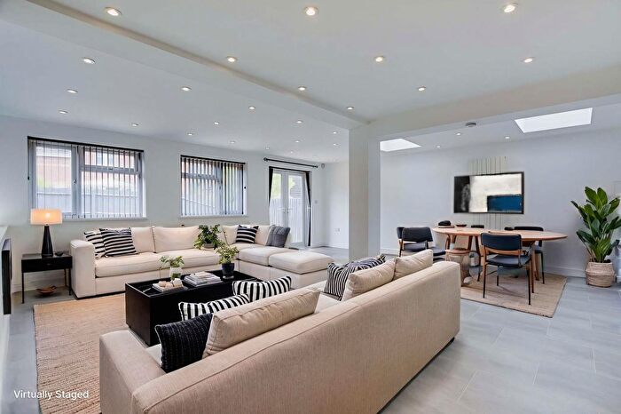 4 Bedroom Semi-Detached House For Sale In Woodlands Court, Oadby, Leicester, LE2