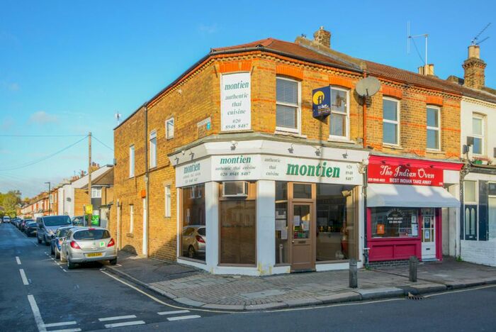 Studio To Rent In Sandycombe Road, Richmond, Uk, TW9