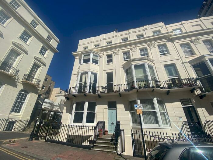 2 Bedroom Apartment To Rent In Cavendish Place, Brighton, BN1