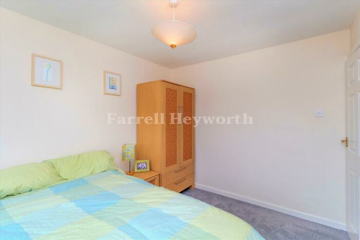 2 Bedroom Flat For Sale In Queens Promenade, Blackpool, FY2