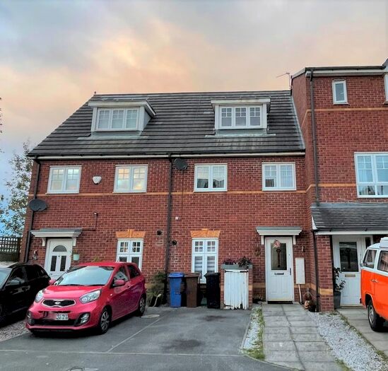 Houses for sale & to rent in SK3 8SB, Bramhall Lane, Davenport And Cale