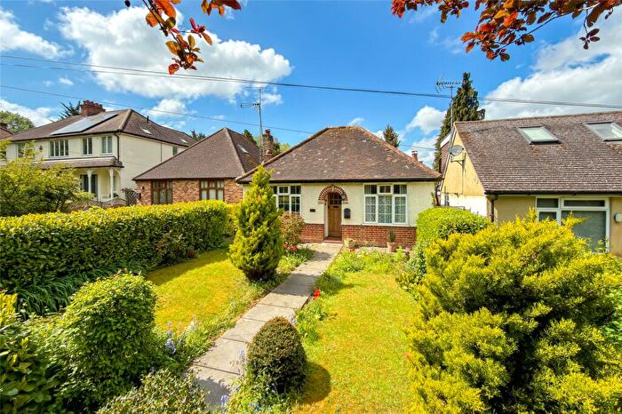 2 Bedroom Bungalow For Sale In St. Albans Road, Sandridge, St. Albans, Hertfordshire, AL4