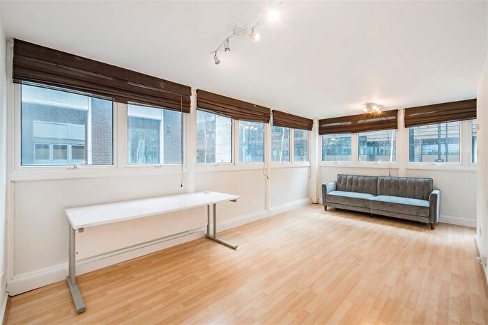 1 Bedroom Flat To Rent In Clipstone Street, Fitzrovia Amp; Covent Garden, W1W