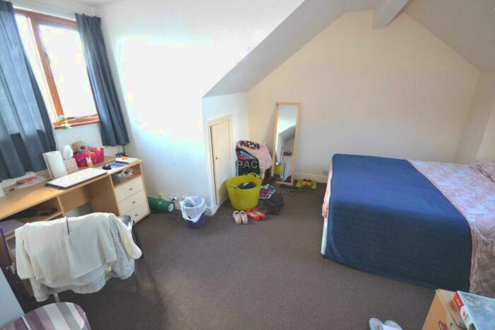 6 Bedroom Terraced House To Rent In Culver Road, Reading, Berkshire, RG6