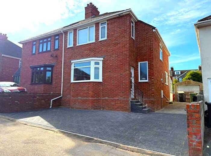 3 Bedroom Semi Detached House For Sale In Broadmeadow Road, Wyke Regis, DT4