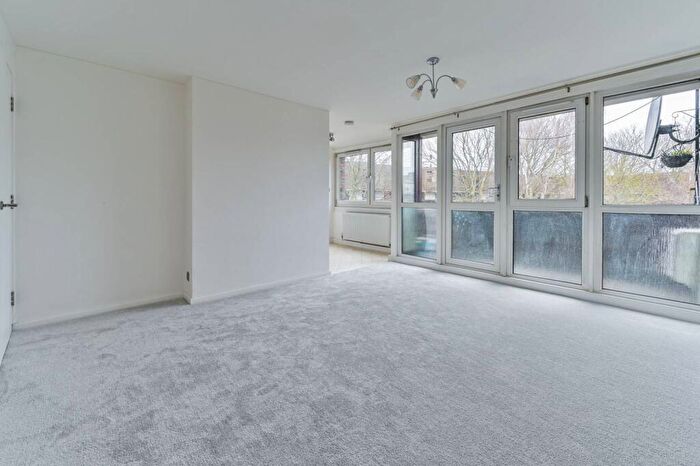 2 Bedroom Flat For Sale In Malden Road, Camden, London, NW5