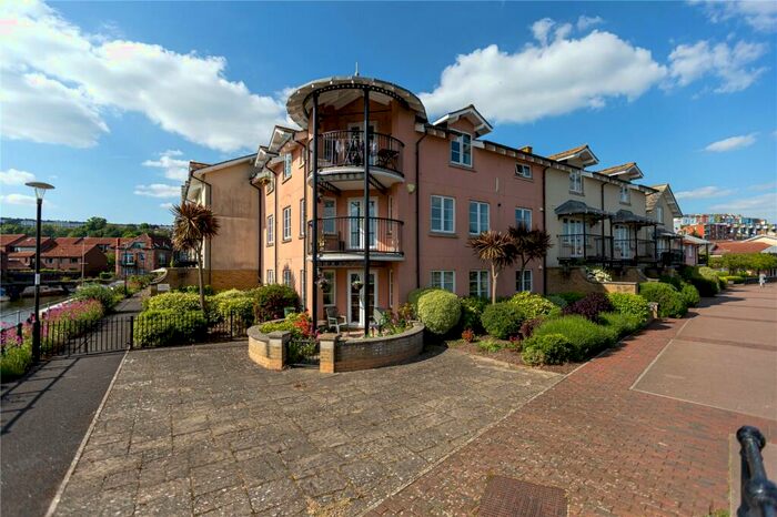 2 Bedroom Apartment To Rent In Pooles Wharf Court, Hotwells, Bristol, BS8