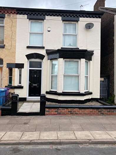 6 Bedroom House To Rent In Brookdale Road *, Liverpool, L15