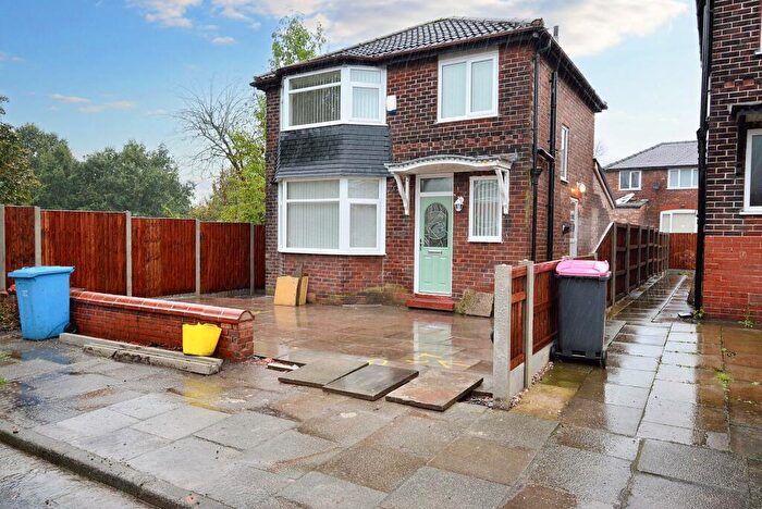 3 Bedroom Detached House To Rent In Eccles Road, Swinton, M27