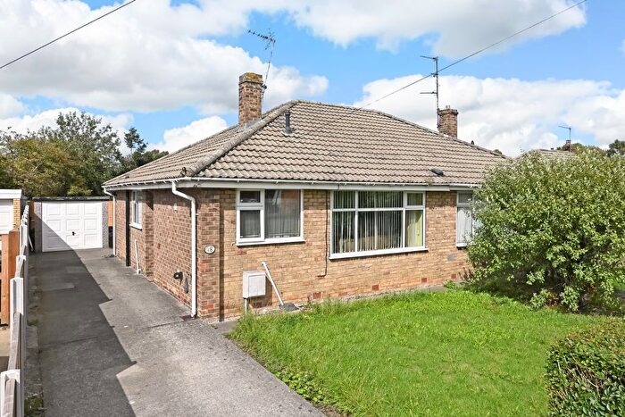 2 Bedroom Bungalow For Sale In Heath Moor Drive, Fulford, York, YO10