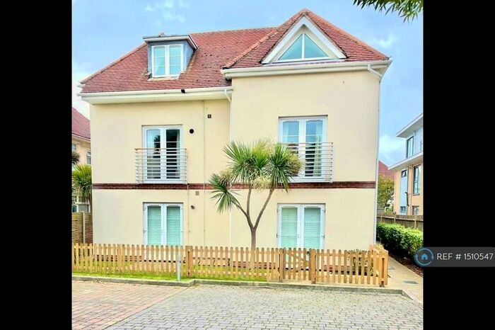 2 Bedroom Flat To Rent In Delton House, Bournemouth, BH6