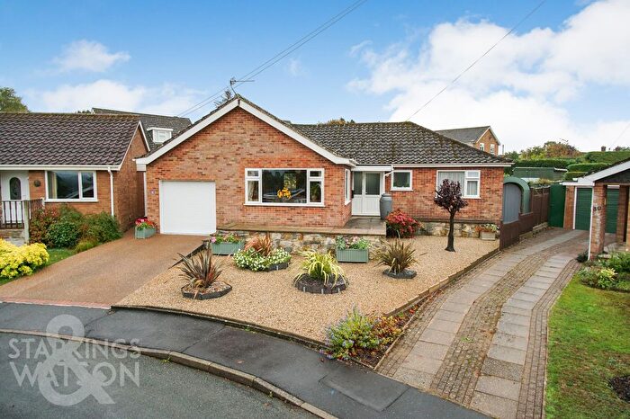 3 Bedroom Detached Bungalow For Sale In Longdell Hills, Costessey, Norwich, NR5