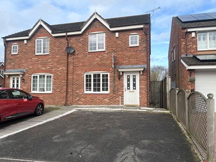 3 Bedroom Semi Detached House To Rent In Old School Lane, Keadby, Scunthorpe, Lincolnshire, DN17