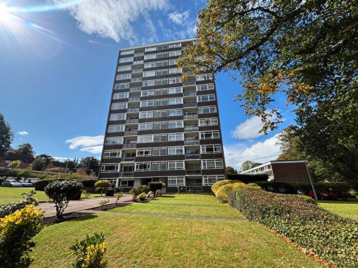 2 Bedroom Flat To Rent In Richmond Hill Road, Birmingham, B15