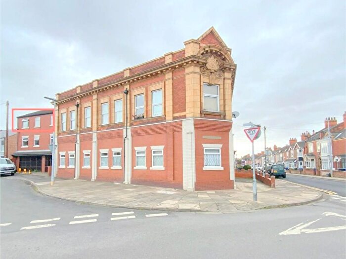2 Bedroom Flat For Sale In Oxford Court, Bark Street, Cleethorpes, DN35