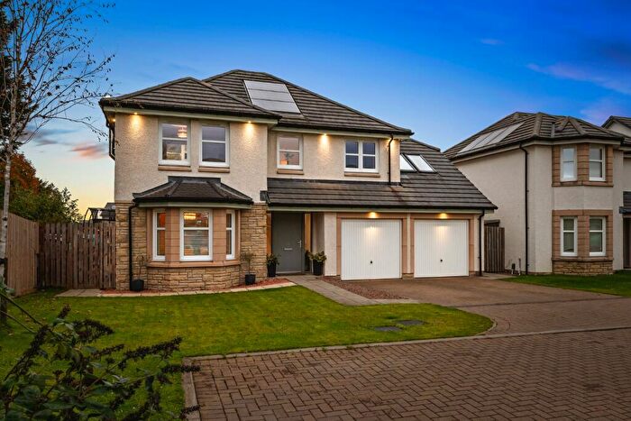 5 Bedroom Detached House For Sale In James Young Avenue, Uphall Station, EH54