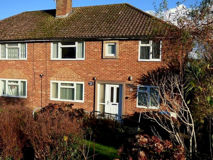 2 Bedroom Flat To Rent In Jarvis Road, Arundel BN18
