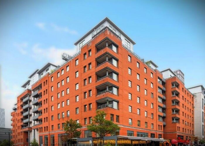 2 Bedroom Apartment To Rent In The Quadrangle, Lower Ormond Street, Manchester, M1