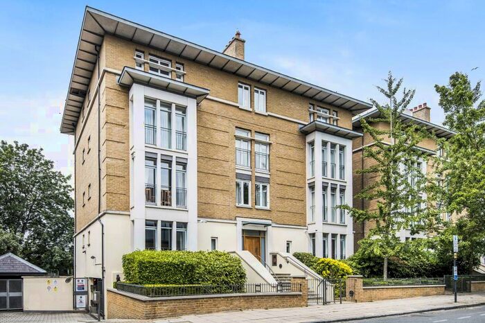 2 Bedroom Apartment To Rent In Marlborough Hill, St John`s Wood, NW8