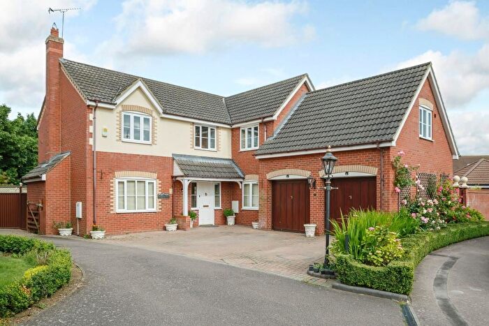 5 Bedroom Detached House To Rent In Brickhill Way, Calvert, MK18